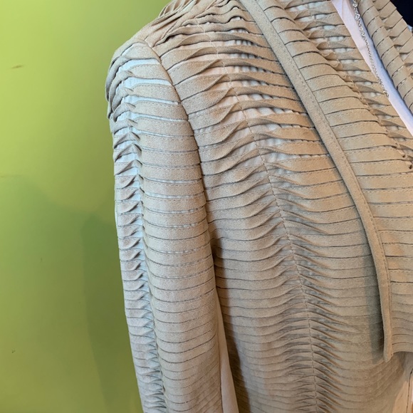 Suede jacket - Picture 4 of 8